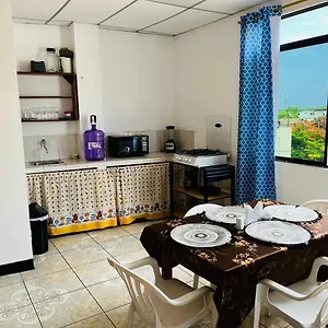 Departamentos De Alquiler A 2 Cuadras Del Malecon Y Cerca Del Aeropuerto Apartamento Puerto Baquerizo Moreno